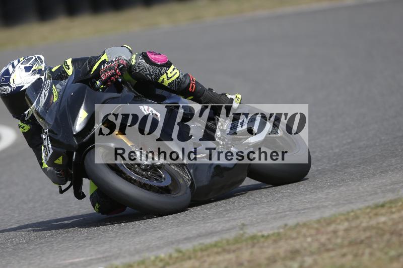/37 09.08.2026  Pluess Motosport ADR/Freies Fahren/587